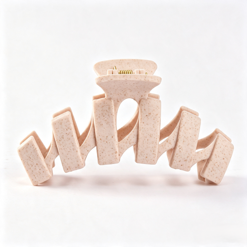 Wheat Straw Wavy Large Clip