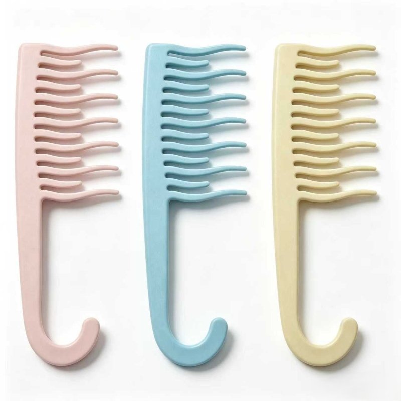 Hook Grip Curved Wide Tooth Comb
